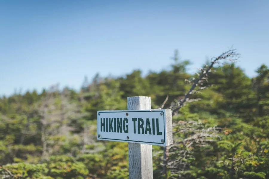 hiking trail landmarks guide