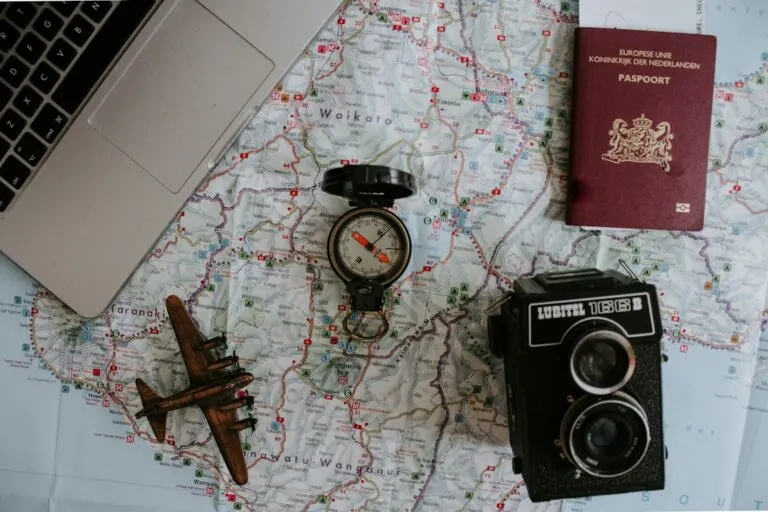 Tot ce trebuie să știi despre pregătirea unei călătorii Photo travel preparation tips
